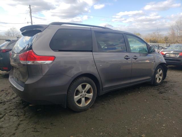 Photo 3 from auction – 2013 TOYOTA SIENNA LE with VIN 5TDKK3DC8DS328634