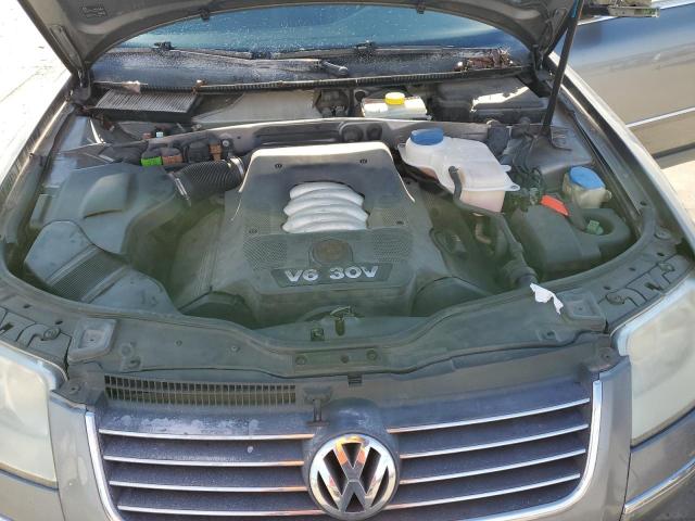 Photo 11 from auction – 2004 VOLKSWAGEN PASSAT GLX with VIN WVWTH63B14P158303