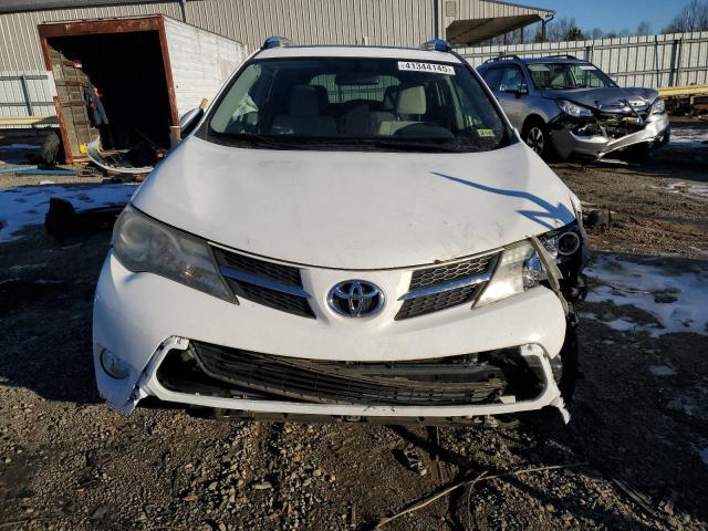 Photo 5 from auction – 2015 TOYOTA RAV4 XLE with VIN JTMRFREVXFD115477