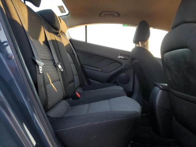 Снимка 10 от търг – 2015 KIA FORTE EX с VIN KNAFX4A84F5263621