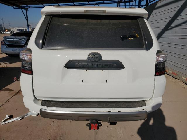 Photo 6 from auction – 2017 TOYOTA 4RUNNER SR with VIN JTEBU5JR6H5445375