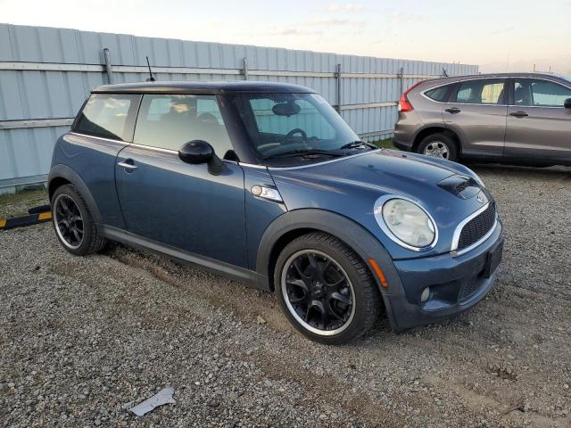 Photo 4 from auction – 2010 MINI COOPER S with VIN WMWMF7C51ATW88619