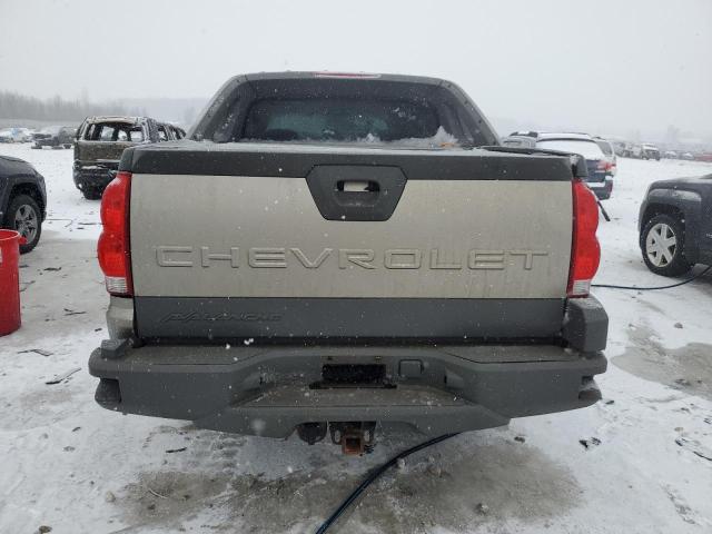 Photo 6 from auction – 2002 CHEVROLET AVALANCHE with VIN 3GNGK23G52G170034