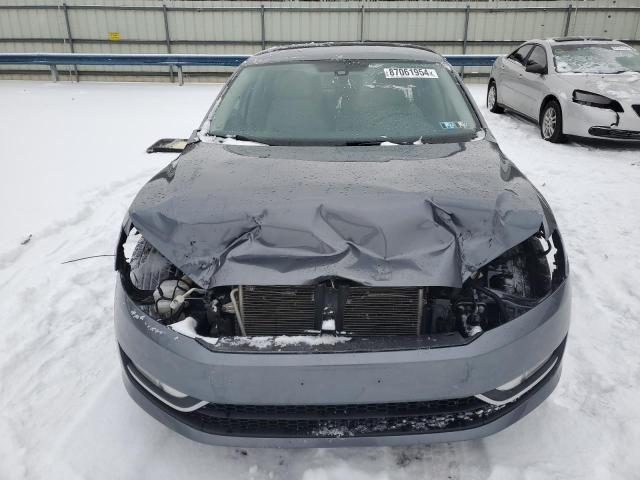 Photo 5 from auction – 2015 VOLKSWAGEN PASSAT S with VIN 1VWAS7A39FC121775