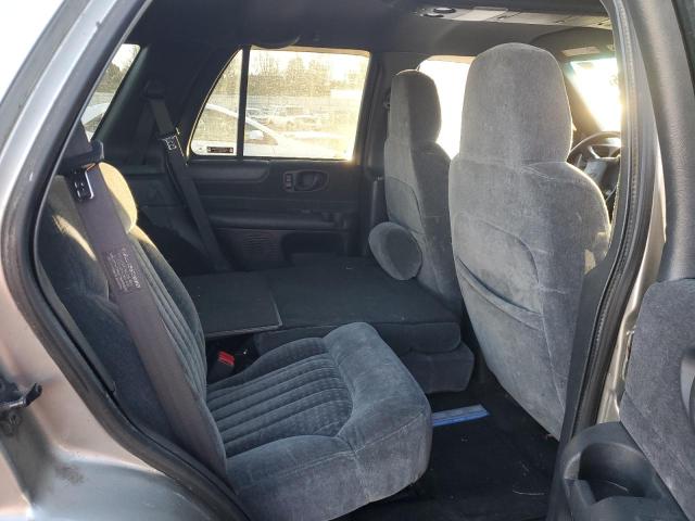 Photo 11 from auction – 2001 CHEVROLET BLAZER with VIN 1GNDT13W512119786