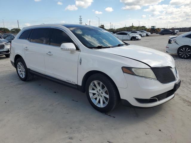 Photo 4 from auction – 2014 LINCOLN MKT with VIN 2LMHJ5NK6EBL56238
