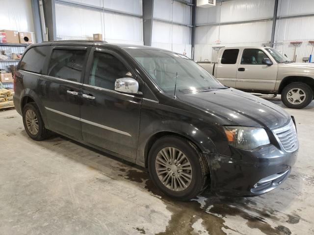 Photo 4 from auction – 2015 CHRYSLER TOWN & COU with VIN 2C4RC1CGXFR506771