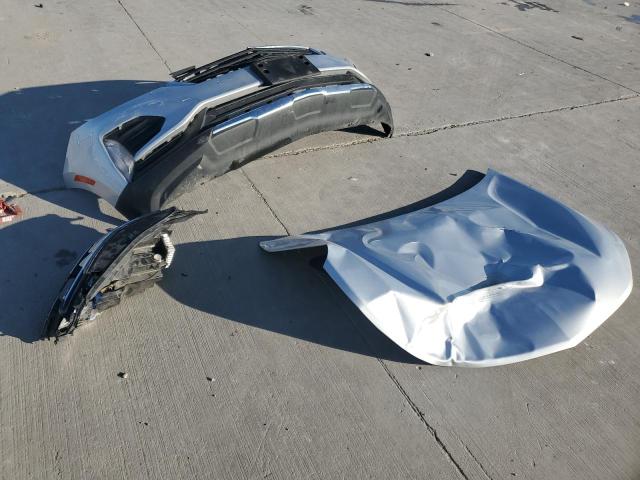 Photo 13 from auction – 2022 CHEVROLET EQUINOX LT with VIN 3GNAXKEV1NL252597