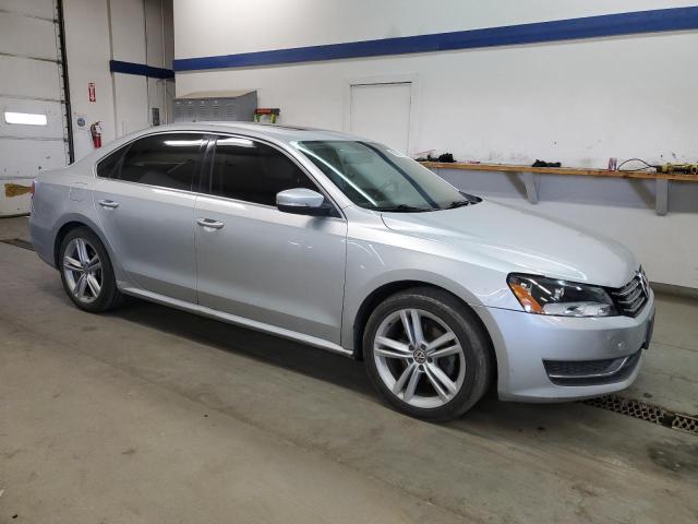 Photo 4 from auction – 2014 VOLKSWAGEN PASSAT SE with VIN 1VWBN7A3XEC120550