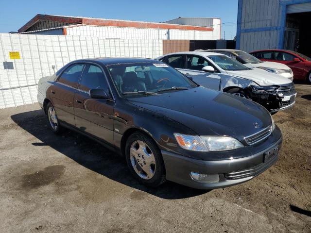 Photo 4 from auction – 2000 LEXUS ES 300 with VIN JT8BF28G7Y0271555