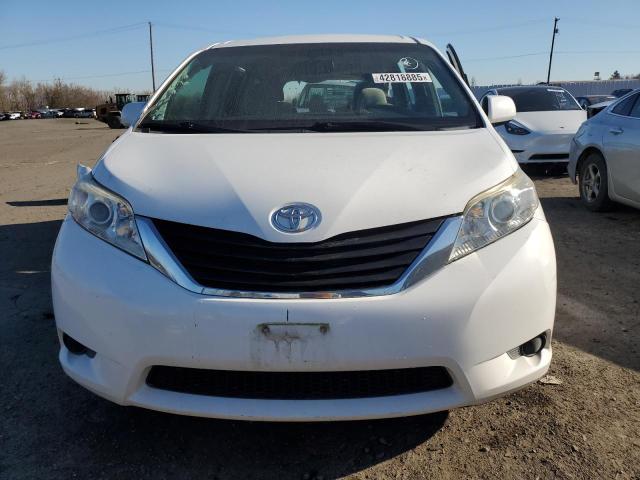 Photo 5 from auction – 2013 TOYOTA SIENNA LE with VIN 5TDKK3DC4DS377040