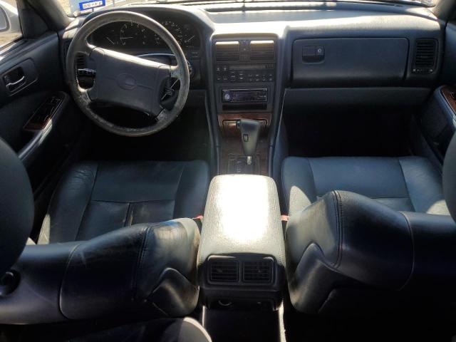 Photo 8 from auction – 1991 LEXUS LS 400 with VIN JT8UF11E0M0082199