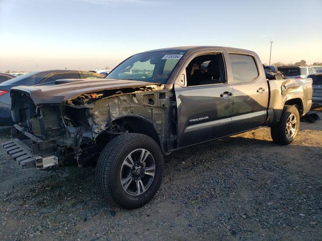 TOYOTA TACOMA DOU 2018 with VIN 3TMBZ5DN2JM014983 - Photo from auction