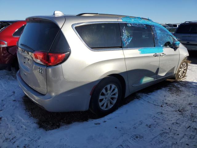 Photo 3 from auction – 2017 CHRYSLER PACIFICA T with VIN 2C4RC1BG0HR745329