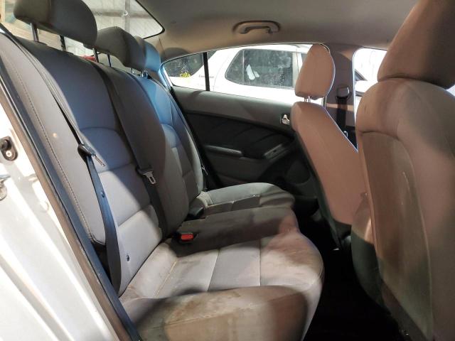 Photo 10 from auction – 2017 KIA FORTE LX with VIN 3KPFK4A74HE143379