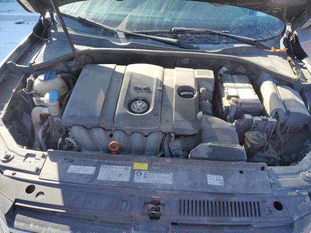 Photo 11 from auction – 2013 VOLKSWAGEN PASSAT S with VIN 1VWAP7A32DC138139