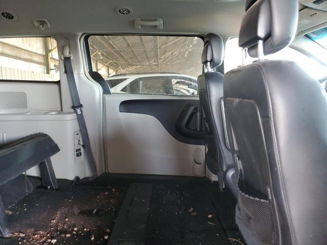 Photo 11 from auction – 2014 CHRYSLER TOWN & COU with VIN 2C4RC1BG9ER270856