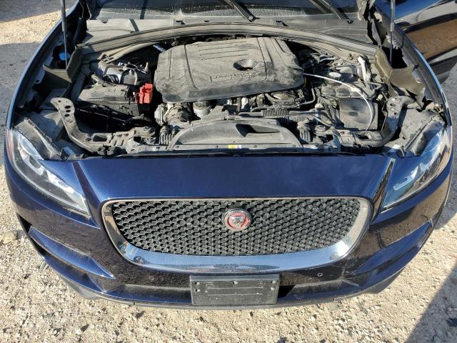 Photo 12 from auction – 2017 JAGUAR F-PACE PRE with VIN SADCJ2BN5HA494249