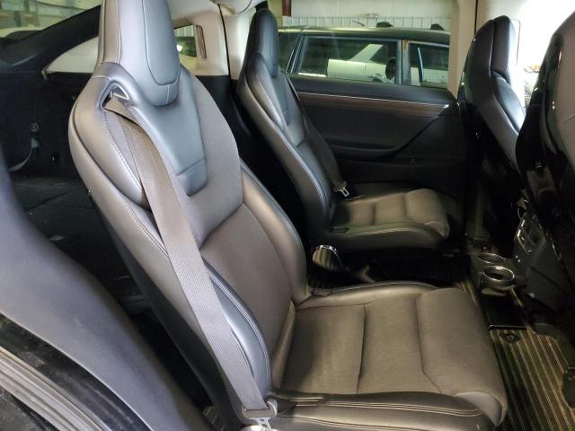 Photo 10 from auction – 2016 TESLA MODEL X with VIN 5YJXCBE22GF004820