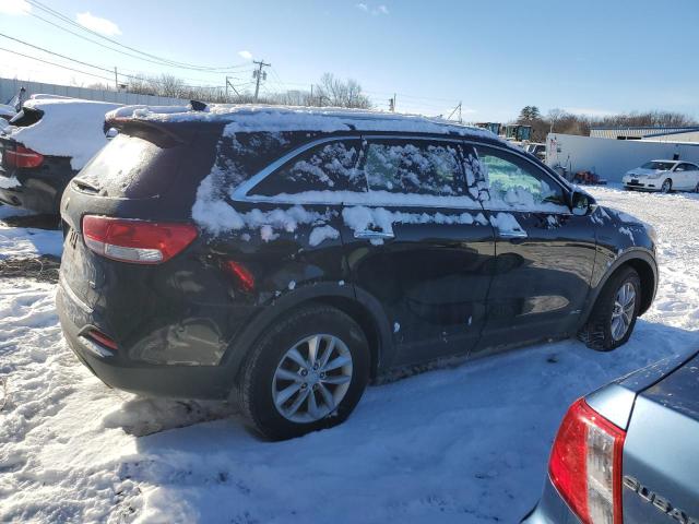 Photo 3 from auction – 2016 KIA SORENTO LX with VIN 5XYPGDA33GG058571