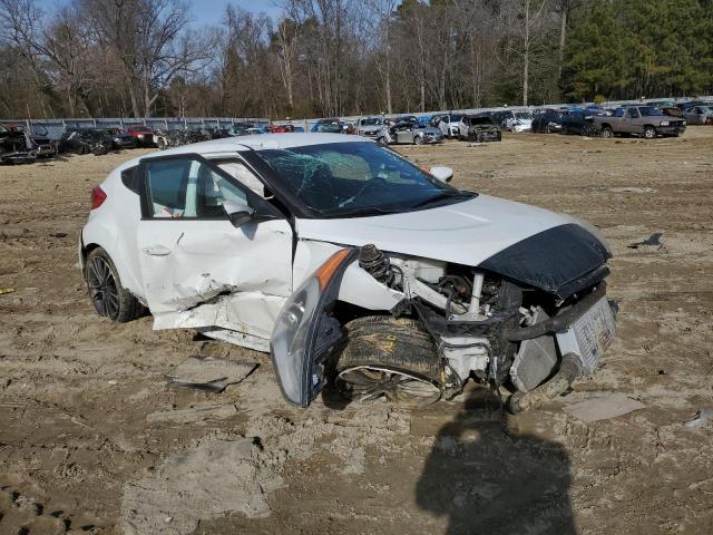 Photo 4 from auction – 2016 HYUNDAI VELOSTER T with VIN KMHTC6AE1GU283461