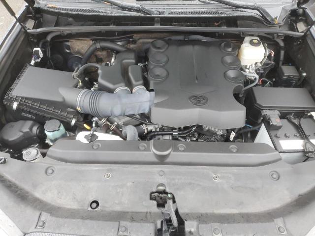 Photo 12 from auction – 2023 TOYOTA 4RUNNER SE with VIN JTENU5JRXP6149636