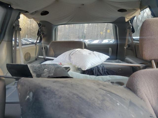 Photo 10 from auction – 2003 CHRYSLER TOWN & COU with VIN 2C4GP44353R277971