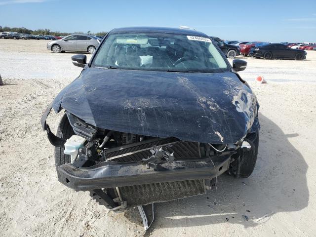 Photo 5 from auction – 2015 VOLKSWAGEN PASSAT S with VIN 1VWAT7A39FC042801