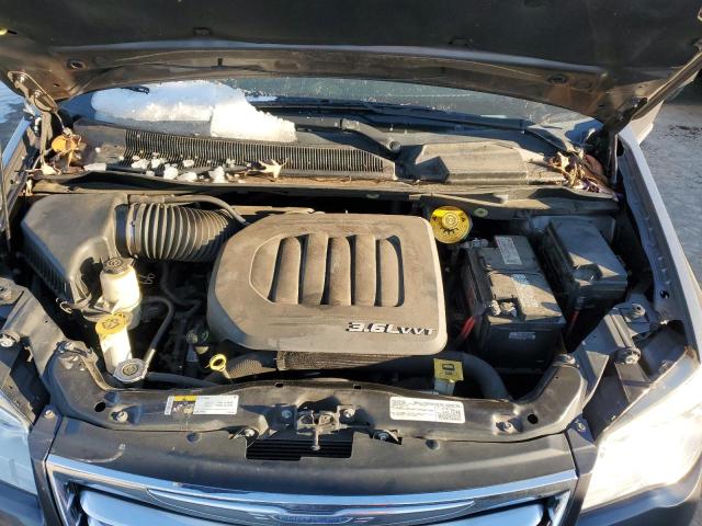 Photo 12 from auction – 2015 CHRYSLER TOWN & COU with VIN 2C4RC1BG5FR741791
