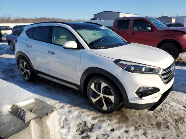Photo 4 from auction – 2017 HYUNDAI TUCSON LIM with VIN KM8J33A25HU320752
