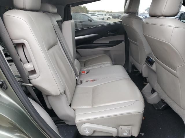 Photo 11 from auction – 2019 TOYOTA HIGHLANDER with VIN 5TDJZRFH4KS720767