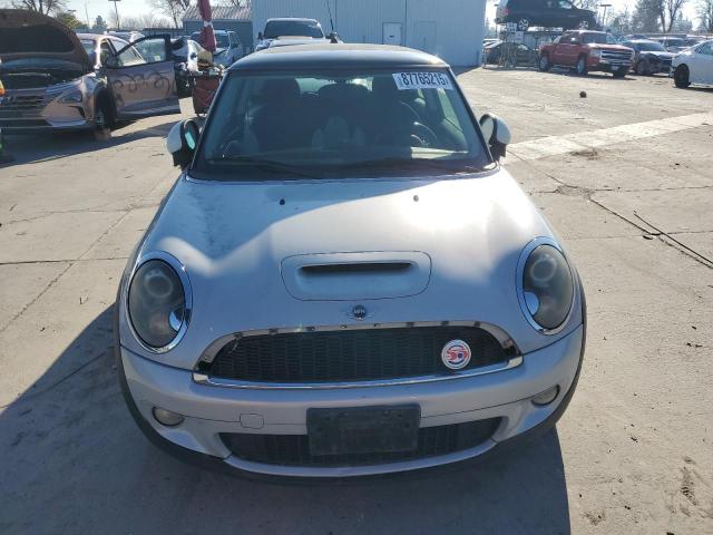 Photo 5 from auction – 2010 MINI COOPER S with VIN WMWMF7C55ATZ69158
