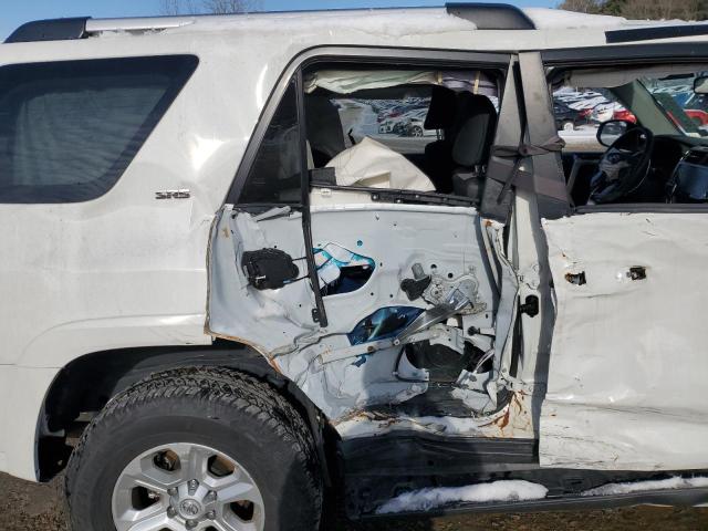 Photo 11 from auction – 2023 TOYOTA 4RUNNER SE with VIN JTEMU5JR2P6142367
