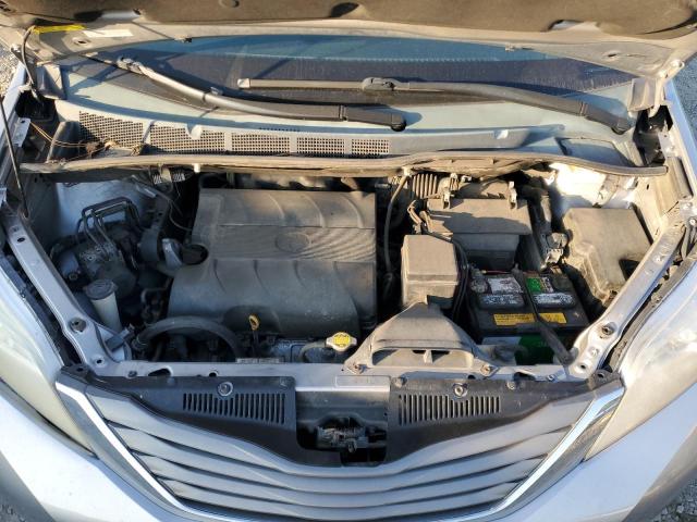 Photo 12 from auction – 2012 TOYOTA SIENNA XLE with VIN 5TDDK3DC0CS042896