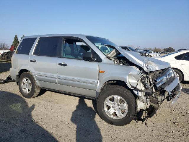 Photo 4 from auction – 2006 HONDA PILOT LX with VIN 5FNYF28106B023878