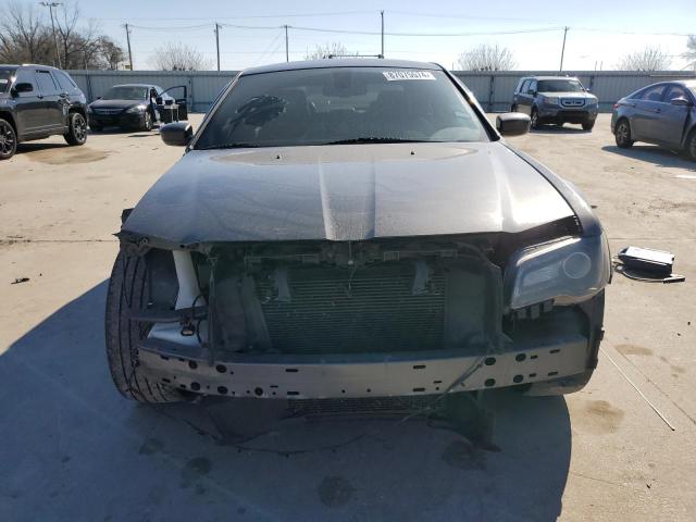 Photo 5 from auction – 2019 CHRYSLER 300 S with VIN 2C3CCABGXKH617915