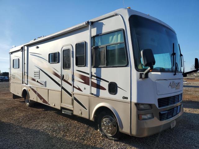 Photo 1 from auction – 2005 WORKHORSE CUSTOM CHASSIS MOTORHOME with VIN 5B4MP67G153404181