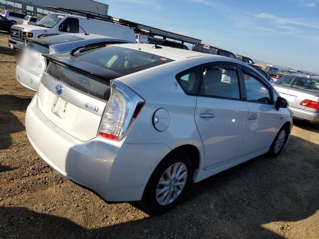 Photo 3 from auction – 2014 TOYOTA PRIUS PLUG with VIN JTDKN3DP8E3060584