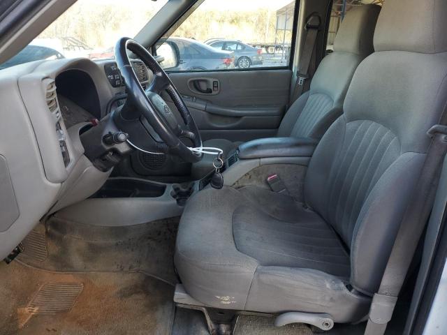 Photo 7 from auction – 2004 CHEVROLET BLAZER with VIN 1GNDT13X24K155822