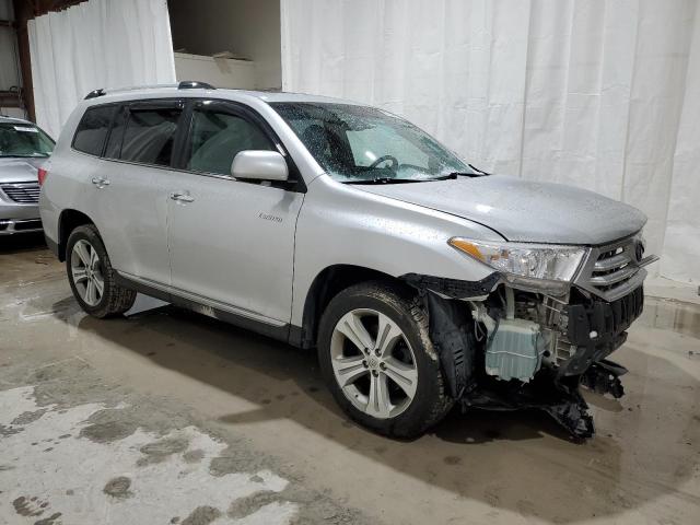 Photo 4 from auction – 2013 TOYOTA HIGHLANDER with VIN 5TDDK3EH8DS253680