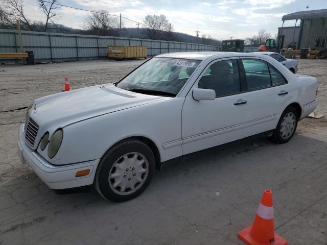 Photo 1 from auction – 1998 MERCEDES-BENZ E 320 with VIN WDBJF65F4WA665505