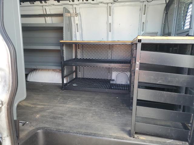 Photo 11 from auction – 2018 CHEVROLET EXPRESS G2 with VIN 1GCWGAFG4J1338495