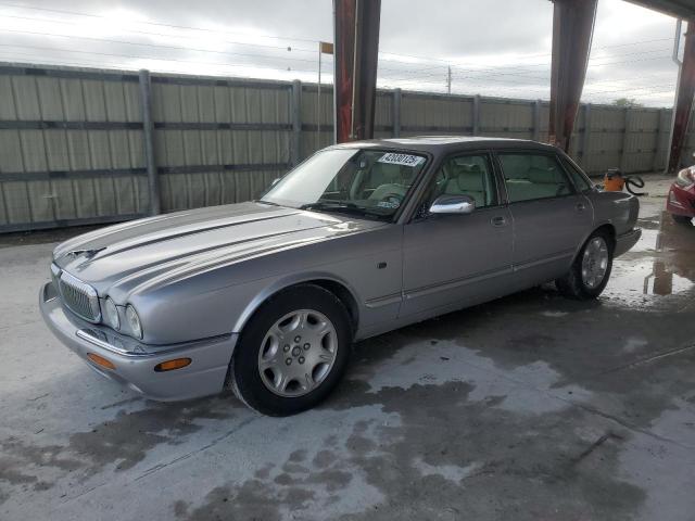 JAGUAR VANDENPLAS 2001 z numerem VIN SAJDA24C51LF35862 - Zdjęcie z aukcji