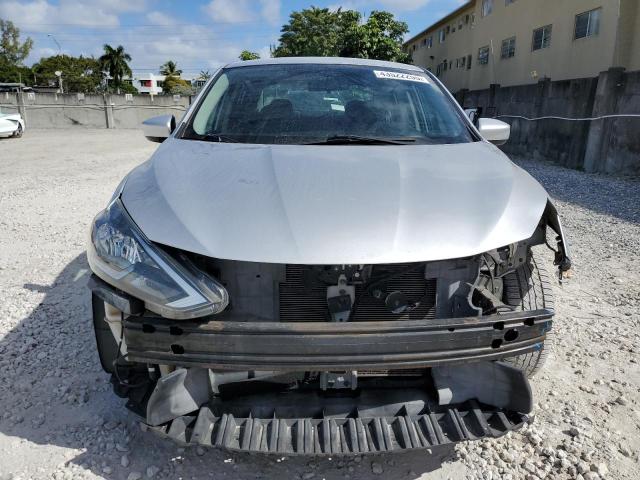Photo 5 from auction – 2016 NISSAN SENTRA S with VIN 3N1AB7AP7GL642685