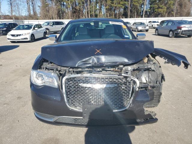 Photo 5 from auction – 2019 CHRYSLER 300 with VIN 2C3CCAAG5KH667610