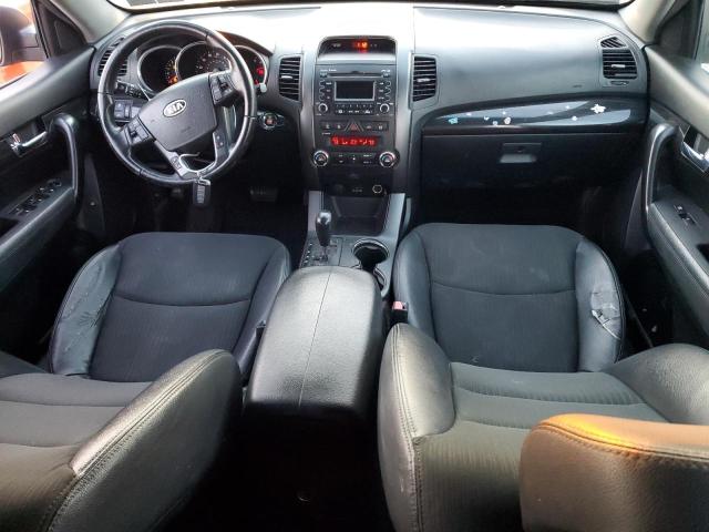 Photo 8 from auction – 2011 KIA SORENTO EX with VIN 5XYKUDA29BG098012