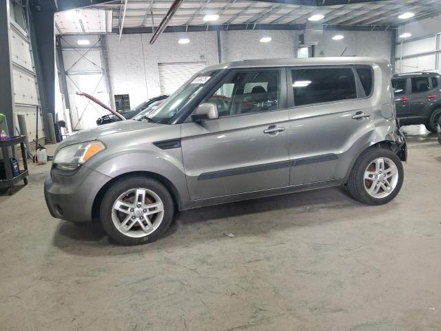 KIA SOUL + 2011 with VIN KNDJT2A23B7299615 - Photo from auction