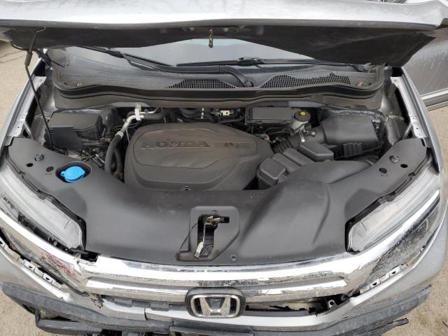Photo 11 from auction – 2018 HONDA RIDGELINE with VIN 5FPYK3F62JB013773