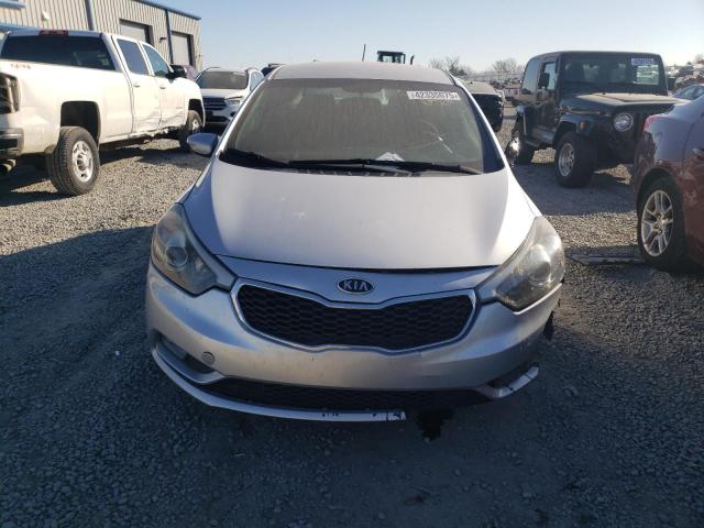 Photo 5 from auction – 2016 KIA FORTE LX with VIN KNAFK5A85G5535969