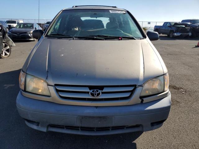 Photo 5 from auction – 2002 TOYOTA SIENNA CE with VIN 4T3ZF19C12U488396